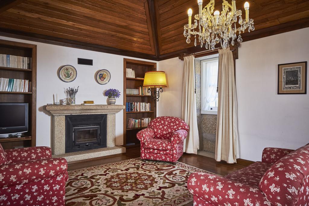 Casa De Canedo Castelbuono Extérieur photo