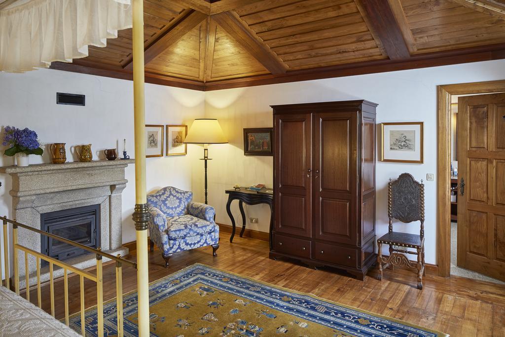Casa De Canedo Castelbuono Extérieur photo