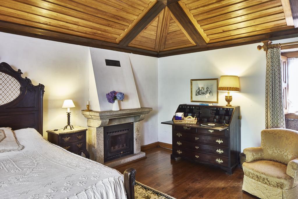 Casa De Canedo Castelbuono Extérieur photo